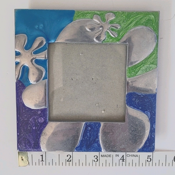 Metal frame - Picture 2 of 5